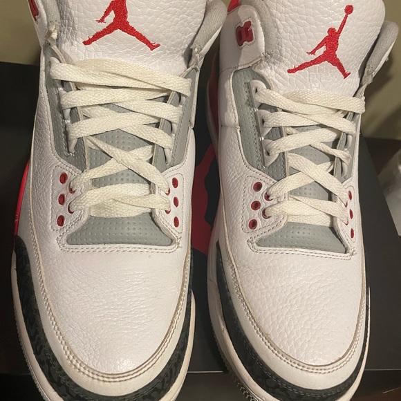 Jordan 3 Retro Fire Red (2013) Size 11 - Picture 3 of 11